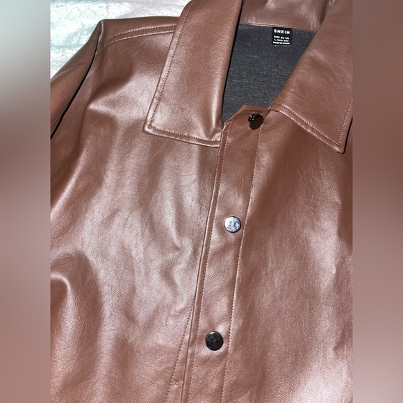 Leather jacket - Picture 1 of 2